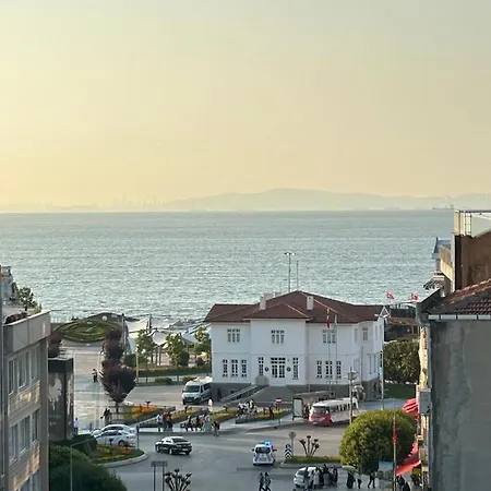 Hotel Naval 3*